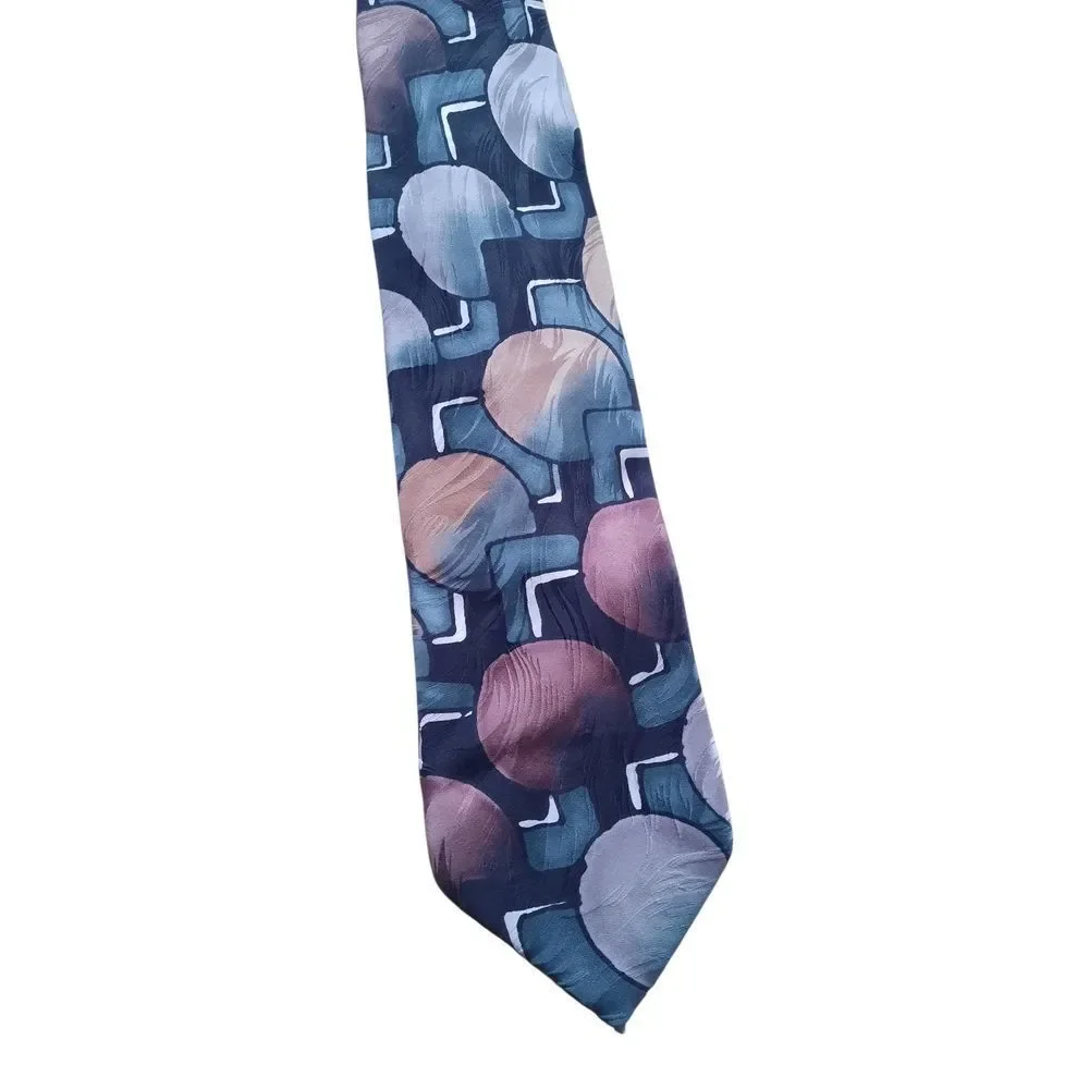 Elegant Hand-Painted Silk Tie